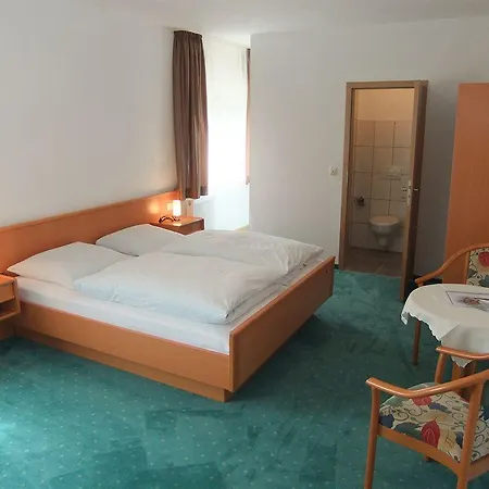 Roseneck 2* Wallenfels